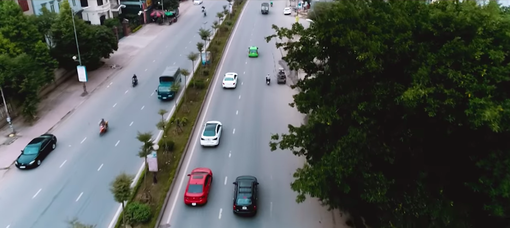 Mục sở thị phim giang hồ của Kh&aacute; Bảnh: T&igrave;nh tiết ng&acirc;y thơ, muốn hiểu phải đọc phụ đề - Ảnh 4.