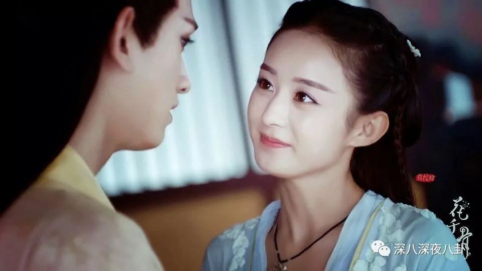 Ba lần liên tiếp trở mặt với người đại diện, Triệu Lệ Dĩnh bị nghi ngờ nhân cách có vấn đề - Ảnh 22. Ba lần liên tiếp trở mặt với người đại diện, Triệu Lệ Dĩnh bị nghi ngờ nhân cách có vấn đề - Ảnh 22.