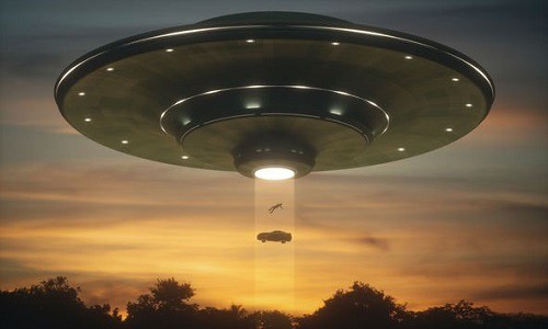 UFO thực chất là cỗ máy thời gian du hành từ tương lai? - Ảnh 1.