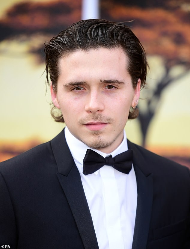 Từ khi nào mà Brooklyn Beckham đã cao ráo, điển trai không kém cạnh gì bố David Beckham rồi - Ảnh 3.