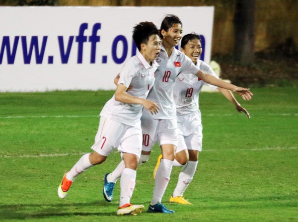 Thắng sát nút Hong Kong (Trung Quốc), tuyển nữ Việt Nam chính thức lọt vào vòng loại thứ 3 Olympic Tokyo 2020 - Ảnh 1.