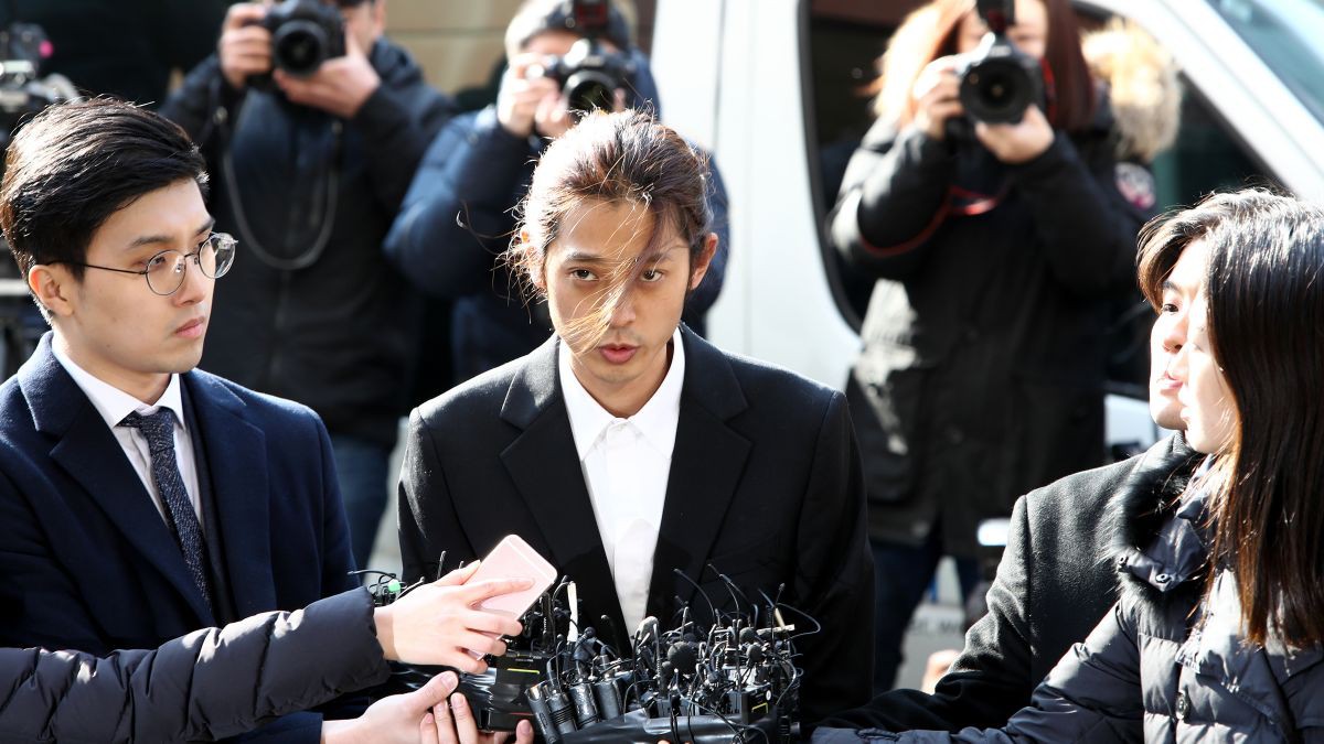Tìm ra gia thế khủng của quý tử trong chatroom do Jung Joon Young cầm đầu: Con trai giám đốc cấp cao tập đoàn Samsung - Ảnh 1. Tìm ra gia thế khủng của quý tử trong chatroom do Jung Joon Young cầm đầu: Con trai giám đốc cấp cao tập đoàn Samsung - Ảnh 1.