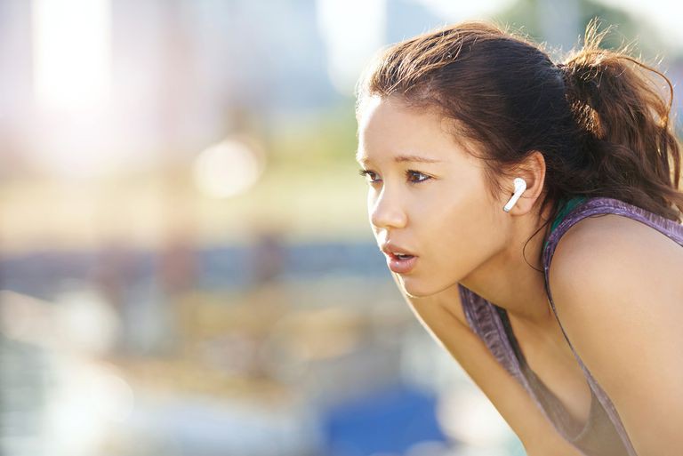 Mọi người nghĩ tôi là một thằng điên khi dùng AirPods nói chuyện với Siri! - Ảnh 2.