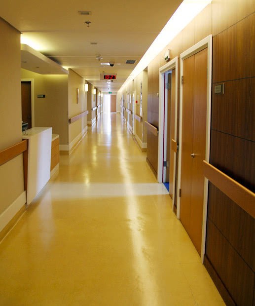 Lộ chi ph&iacute; cao ngất thu&ecirc; ph&ograve;ng đẻ VIP Dạ Hoa Triệu Hựu Đ&igrave;nh kh&ocirc;ng tiếc tiền chuẩn bị cho b&agrave; x&atilde; sinh con - Ảnh 3.