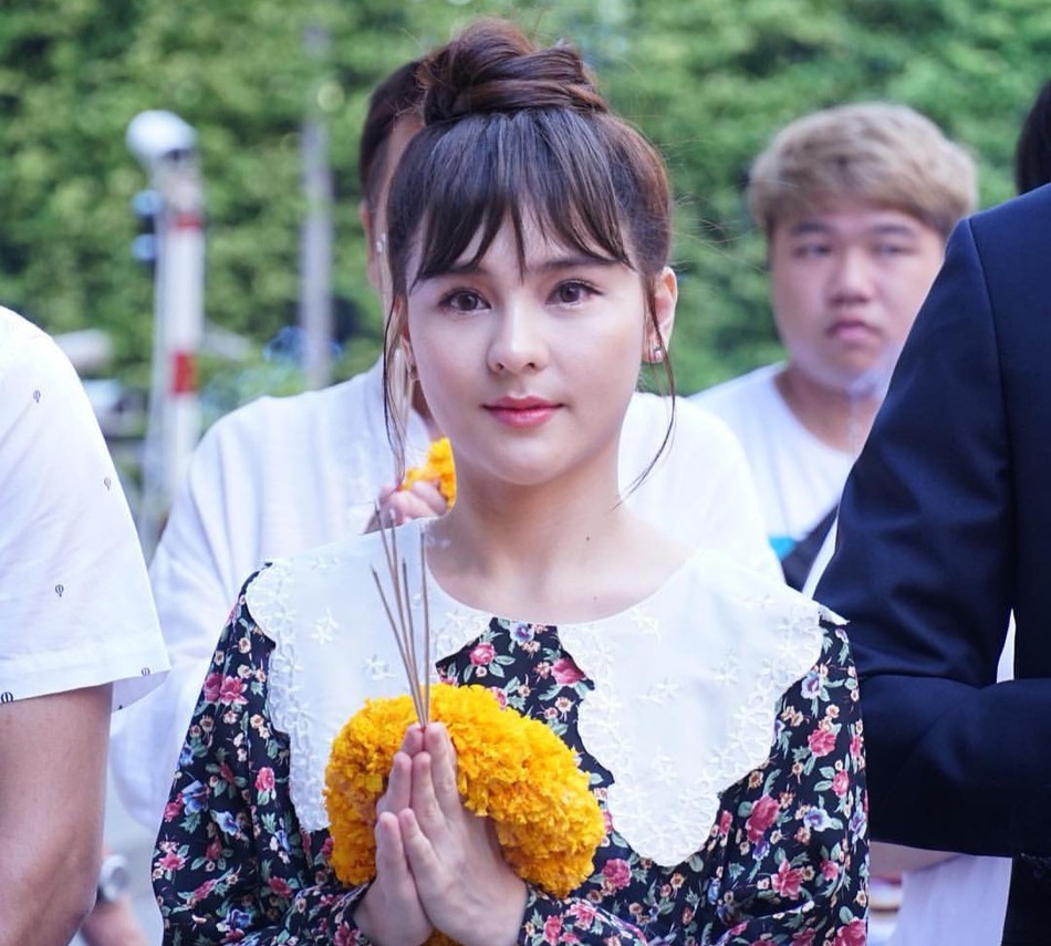 Không thể nhận ra nhan sắc bây giờ của nàng thơ Aom Sushar: Song Hye Kyo Thái Lan đây sao? - Ảnh 12. Không thể nhận ra nhan sắc bây giờ của nàng thơ Aom Sushar: Song Hye Kyo Thái Lan đây sao? - Ảnh 12.