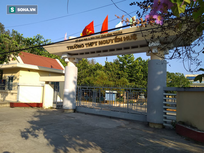 C&ocirc; gi&aacute;o ở chung ph&ograve;ng nh&agrave; nghỉ với nam sinh lớp 10 bị kiểm điểm, đ&atilde; đi dạy b&igrave;nh thường - Ảnh 2.