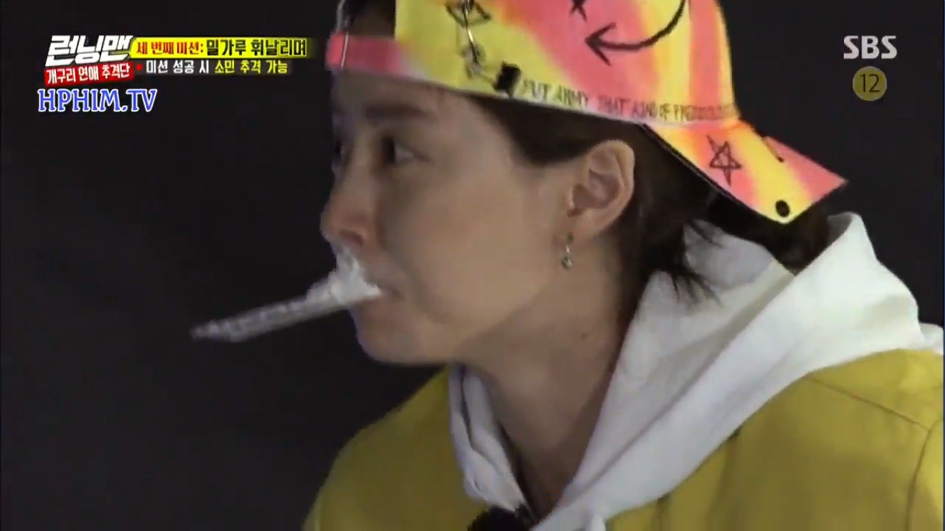 Nhìn Lan Ngọc lấm lem thế này phải chăng Running Man Việt đã phạt người chơi ăn bột? - Ảnh 5. Nhìn Lan Ngọc lấm lem thế này phải chăng Running Man Việt đã phạt người chơi ăn bột? - Ảnh 5.