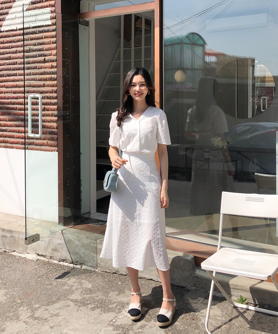 Với set đồ đồng bộ, bạn lười biếng hay kém khoản mix&match đến mấy cũng có thể mặc đẹp - Ảnh 11. Với set đồ đồng bộ, bạn lười biếng hay kém khoản mix&match đến mấy cũng có thể mặc đẹp - Ảnh 11.