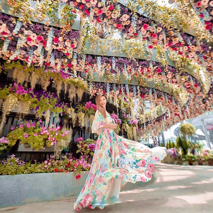 Sau Jewel Changi, Singapore lại có thêm “kỳ quan” vườn hoa treo khổng lồ khiến dân tình phải ngước lên “mỏi cả cổ” để ngắm nhìn - Ảnh 19. Sau Jewel Changi, Singapore lại có thêm “kỳ quan” vườn hoa treo khổng lồ khiến dân tình phải ngước lên “mỏi cả cổ” để ngắm nhìn - Ảnh 19.