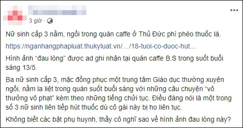 Hình ảnh 3 cô gái mặc đồng phục học sinh ngồi hút thuốc trong quán cafe khiến nhiều người nhíu mày - Ảnh 1.