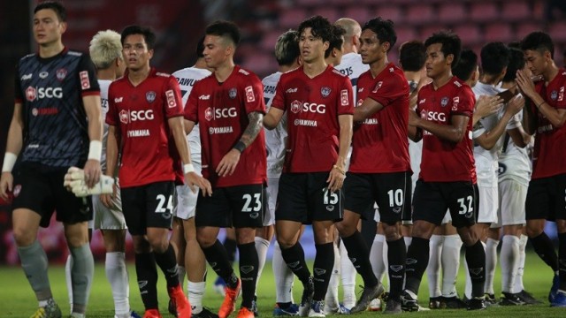 Đội bóng chủ quản ngăn hàng loạt đồng đội của Văn Lâm lên tuyển Thái Lan vì phong độ đáng xấu hổ - Ảnh 1.