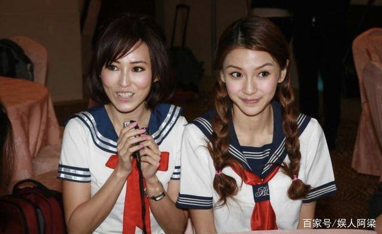 Giữa bê bối ly hôn, ảnh Angela Baby được 2 trai lạ hôn má đắm đuối vào sinh nhật 9 năm trước bất ngờ hot trở lại - Ảnh 4. Giữa bê bối ly hôn, ảnh Angela Baby được 2 trai lạ hôn má đắm đuối vào sinh nhật 9 năm trước bất ngờ hot trở lại - Ảnh 4.