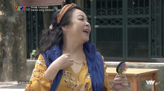 Vua tr&ograve; chơi Đ&igrave;nh T&uacute; d&ugrave;ng chiếc n&oacute;n k&igrave; diệu để định đoạt đường học vấn ở N&agrave;ng D&acirc;u Order tập 11 - Ảnh 13.