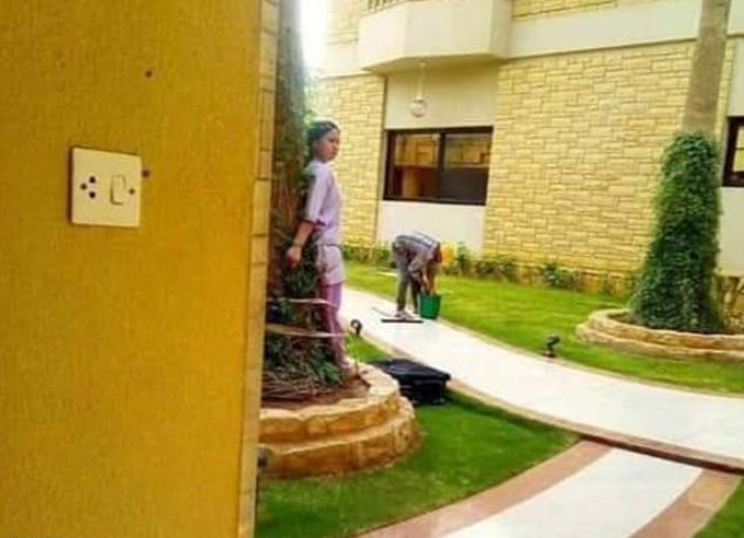 Lỡ để đồ đạc ngoài nắng, nữ giúp việc bị chủ nhà trói vào gốc cây gây phẫn nộ - Ảnh 2. Lỡ để đồ đạc ngoài nắng, nữ giúp việc bị chủ nhà trói vào gốc cây gây phẫn nộ - Ảnh 2.