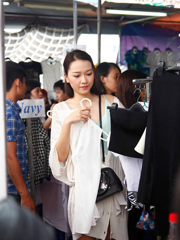 Sao Việt chất hàng hiệu đầy phòng làm gì? Mai Phương Thúy để trưng, Kỳ Duyên “lao tâm” thanh lý nhưng vẫn chưa vất vả bằng người cuối - Ảnh 11. Sao Việt chất hàng hiệu đầy phòng làm gì? Mai Phương Thúy để trưng, Kỳ Duyên “lao tâm” thanh lý nhưng vẫn chưa vất vả bằng người cuối - Ảnh 11.