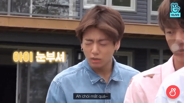 BTS c&oacute; c&ograve;n đẹp trai khi lộ mặt ng&aacute;i ngủ tr&ecirc;n show thực tế ri&ecirc;ng? - Ảnh 16.