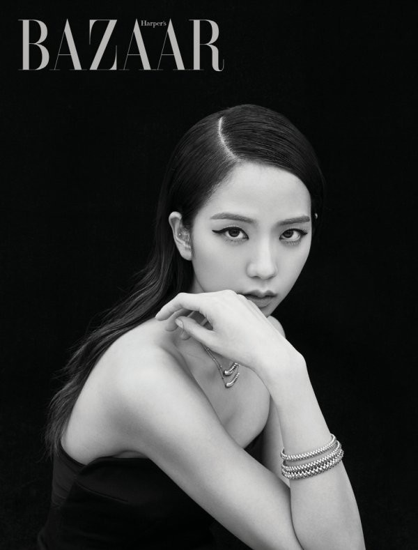 Chỉ nhờ bộ ảnh tạp chí mới, Jisoo (BLACKPINK) đã được gọi luôn là Hoa hậu nhưng liệu có đẳng cấp đến thế? - Ảnh 4.