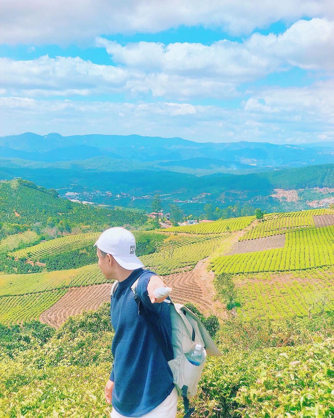 Đẹp thổn thức giàn hoa giấy sống ảo “cực phẩm” đang được giới trẻ nhiệt tình săn đón tại Đà Lạt - Ảnh 17. Đẹp thổn thức giàn hoa giấy sống ảo “cực phẩm” đang được giới trẻ nhiệt tình săn đón tại Đà Lạt - Ảnh 17.