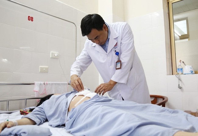 Em b&eacute; ở Quảng Ninh ch&agrave;o đời nặng hơn 5kg - Ảnh 2.