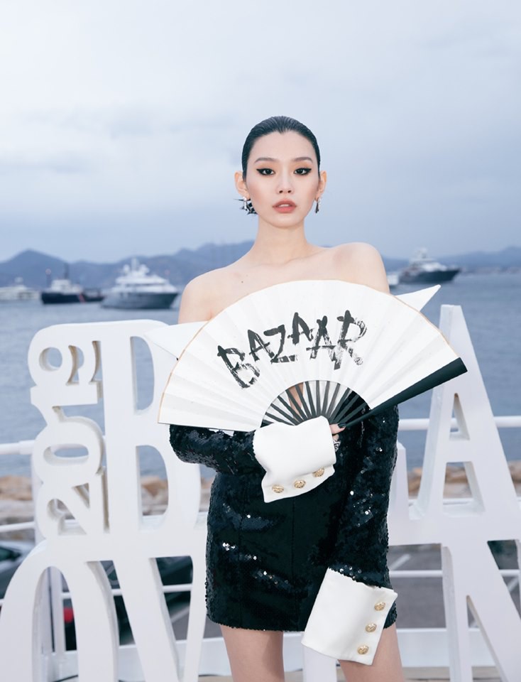 Sự kiện bên lề Cannes: Ming Xi - Sui He cạnh tranh sắc vóc khốc liệt, Lưu Đào - Quan Hiểu Đồng chẳng chịu lép vế - Ảnh 5. Sự kiện bên lề Cannes: Ming Xi - Sui He cạnh tranh sắc vóc khốc liệt, Lưu Đào - Quan Hiểu Đồng chẳng chịu lép vế - Ảnh 5.