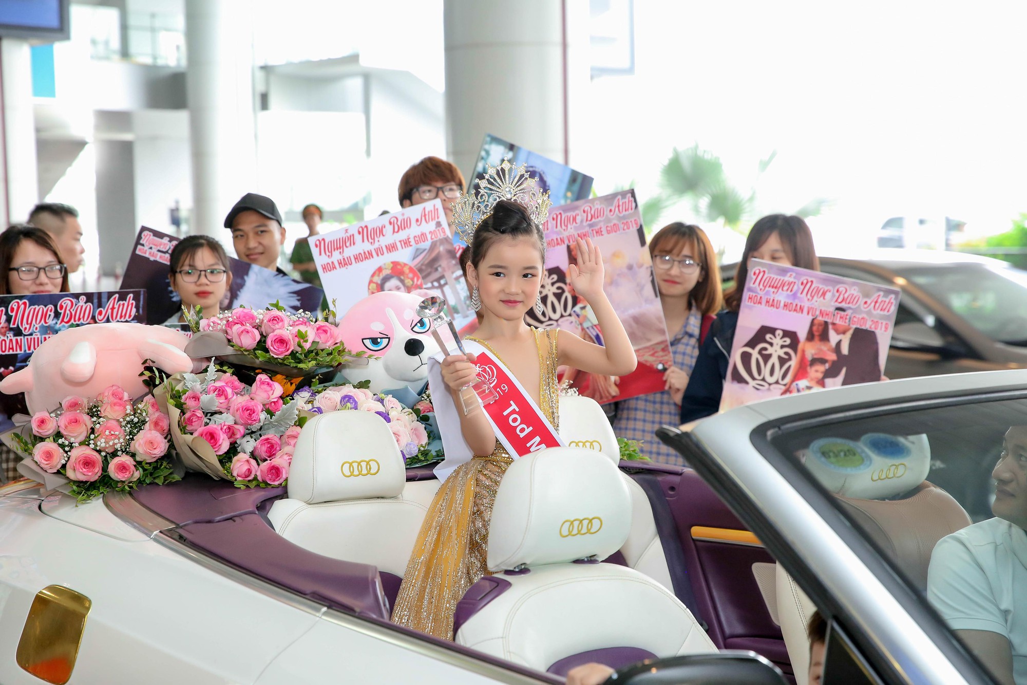 “Hoa hậu Hoàn vũ nhí 2019” Bảo Anh sau đăng quang: Cô Phạm Hương đã truyền cảm hứng để đi thi từ năm 3 tuổi - Ảnh 5. “Hoa hậu Hoàn vũ nhí 2019” Bảo Anh sau đăng quang: Cô Phạm Hương đã truyền cảm hứng để đi thi từ năm 3 tuổi - Ảnh 5.