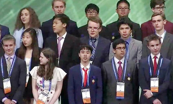 Học sinh Lào Cai đạt giải Ba cuộc thi Khoa học kỹ thuật quốc tế tại Mỹ - Ảnh 1.