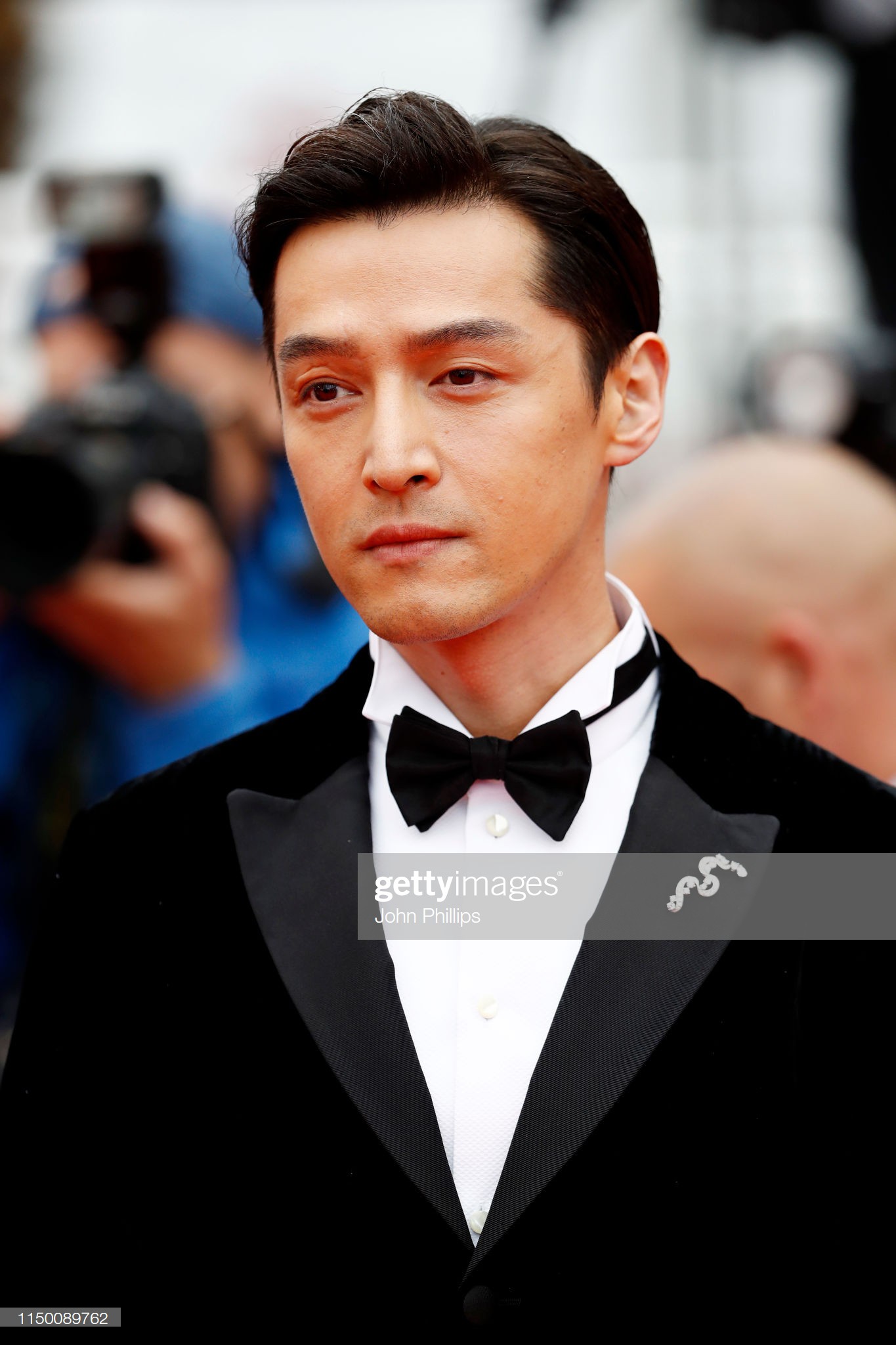 Thảm đỏ Cannes nhường spotlight cho Nick Jonas cung phụng Hoa hậu, Sui He gây sốc như không mặc gì - Ảnh 26. Thảm đỏ Cannes nhường spotlight cho Nick Jonas cung phụng Hoa hậu, Sui He gây sốc như không mặc gì - Ảnh 26.