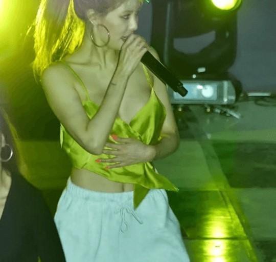 hyuna1-15582617689191634819154.jpg