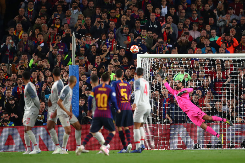 Sau pha lập công tuyệt đẹp, Messi lại khiến người hâm mộ phải bái phục bởi sự khiêm tốn một cách đáng kinh ngạc - Ảnh 1. Sau pha lập công tuyệt đẹp, Messi lại khiến người hâm mộ phải bái phục bởi sự khiêm tốn một cách đáng kinh ngạc - Ảnh 1.