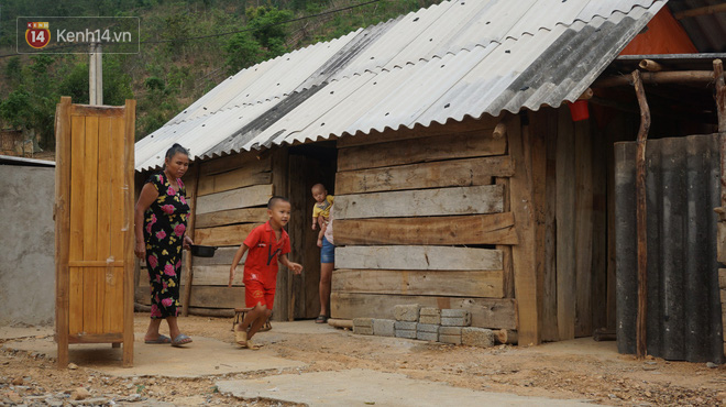 Bản làng nơi những ông trùm ma túy gieo rắc cái chết trắng: Cha mẹ chết vì HIV, con trẻ mồ côi sống lay lắt từng ngày - Ảnh 3.