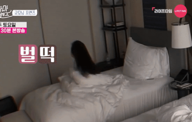 Song Ji Hyo và Jeon So Min đều bị dìm hàng tơi tả khi lộ mặt ngái ngủ trên show thực tế - Ảnh 5.