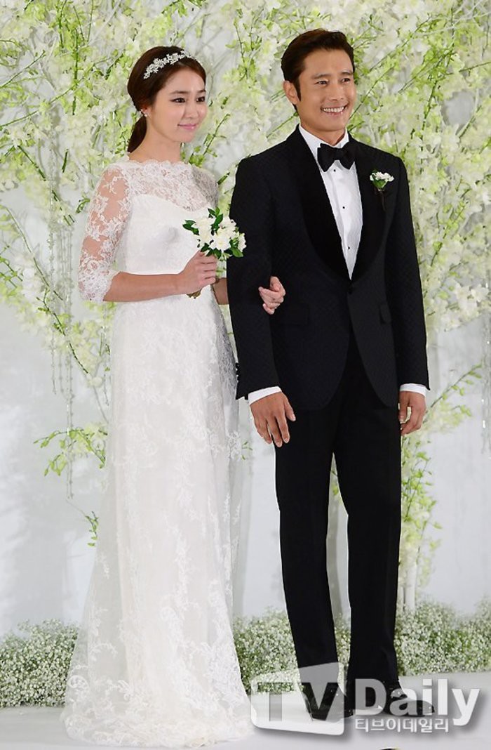 Điềm trùng hợp giữa 11 mỹ nhân Vườn sao băng và Dream High: Không đồi đời ngoạn mục thì cũng cặp kè đại gia - Ảnh 2. Điềm trùng hợp giữa 11 mỹ nhân Vườn sao băng và Dream High: Không đồi đời ngoạn mục thì cũng cặp kè đại gia - Ảnh 2.