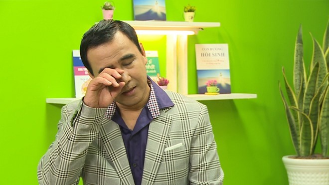 Em trai MC Quyền Linh ra mặt bảo vệ sau tuy&ecirc;n bố muốn dừng showbiz v&igrave; bị tr&aacute;ch chảnh choẹ, tham tiền - Ảnh 1.