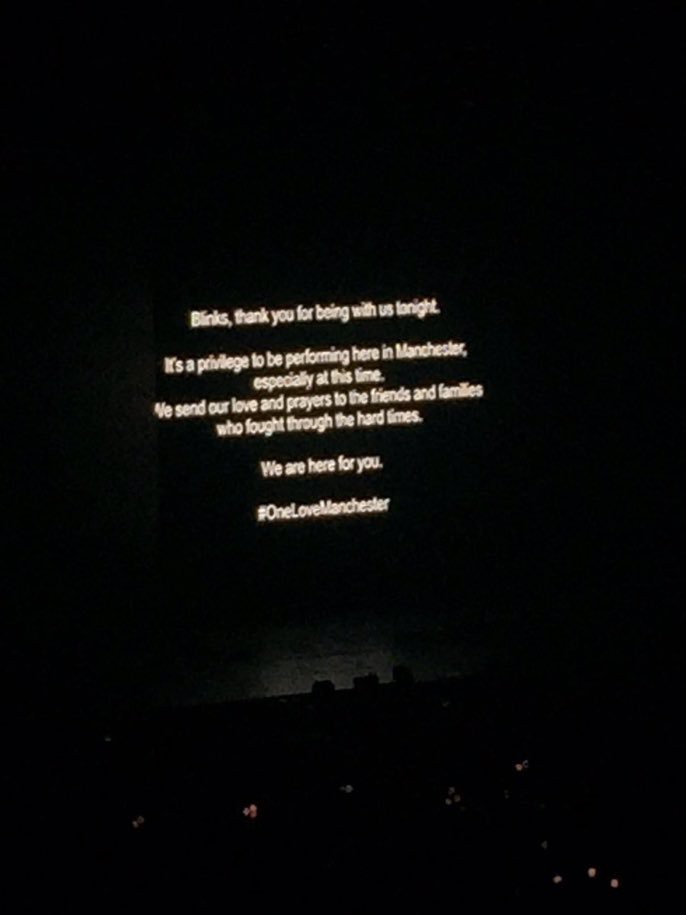 Tổ chức concert tròn 2 năm kể từ thảm họa đánh bom tại cùng địa điểm với Ariana Grande, BLACKPINK đã có những hành động tinh tế thế nào? - Ảnh 3. Tổ chức concert tròn 2 năm kể từ thảm họa đánh bom tại cùng địa điểm với Ariana Grande, BLACKPINK đã có những hành động tinh tế thế nào? - Ảnh 3.