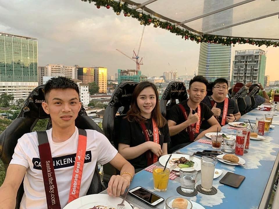 Trải nghiệm dịch vụ ăn tối giữa không trung cùng Quang Vinh: lơ lửng cách mặt đất 45m nên chắc chắn không dành cho người sợ độ cao -  Ảnh 14.