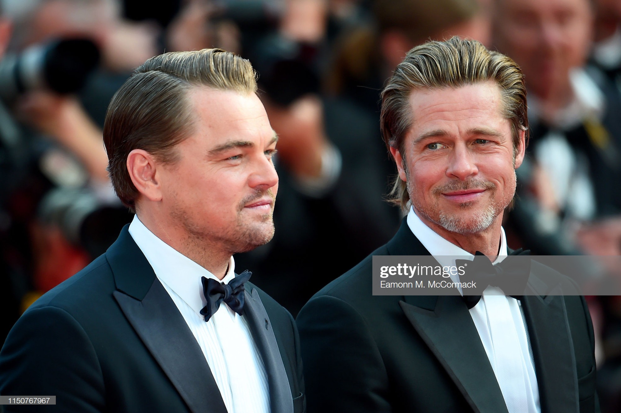 Thảm đỏ Cannes nóng lên từng phút: Brad Pitt - Leonardo lịch lãm ná thở, Chương Tử Di khoe vòng một giành spotlight - Ảnh 1. Thảm đỏ Cannes nóng lên từng phút: Brad Pitt - Leonardo lịch lãm ná thở, Chương Tử Di khoe vòng một giành spotlight - Ảnh 1.