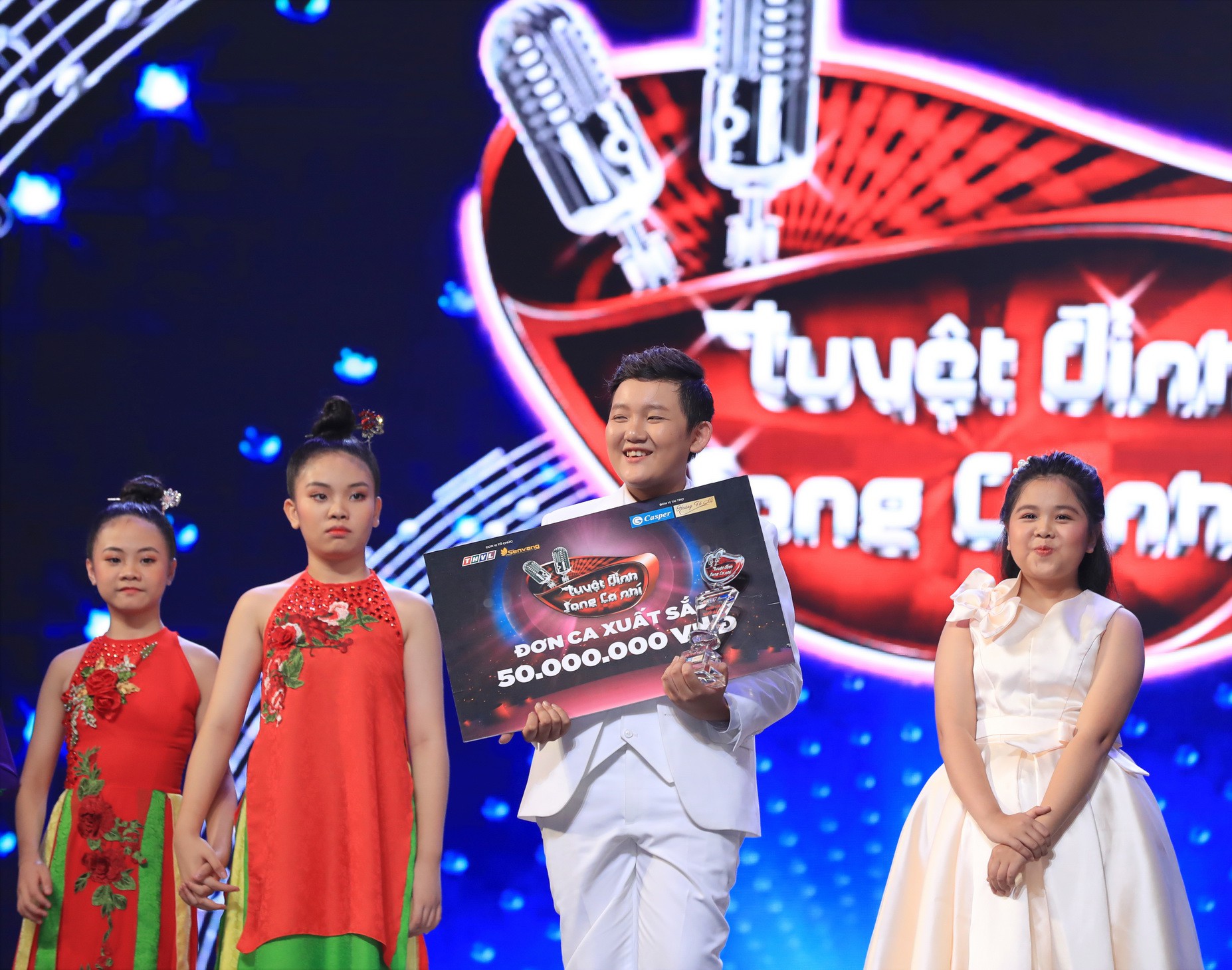 Tuyệt đỉnh song ca nhí 2019 kết thúc với chiến thắng của đội Hồ Việt Trung - Diệu Nhi - Ảnh 5. Tuyệt đỉnh song ca nhí 2019 kết thúc với chiến thắng của đội Hồ Việt Trung - Diệu Nhi - Ảnh 5.