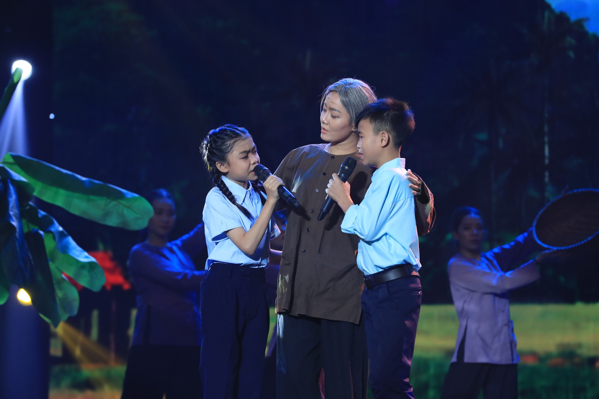 Tuyệt đỉnh song ca nhí 2019 kết thúc với chiến thắng của đội Hồ Việt Trung - Diệu Nhi - Ảnh 9. Tuyệt đỉnh song ca nhí 2019 kết thúc với chiến thắng của đội Hồ Việt Trung - Diệu Nhi - Ảnh 9.