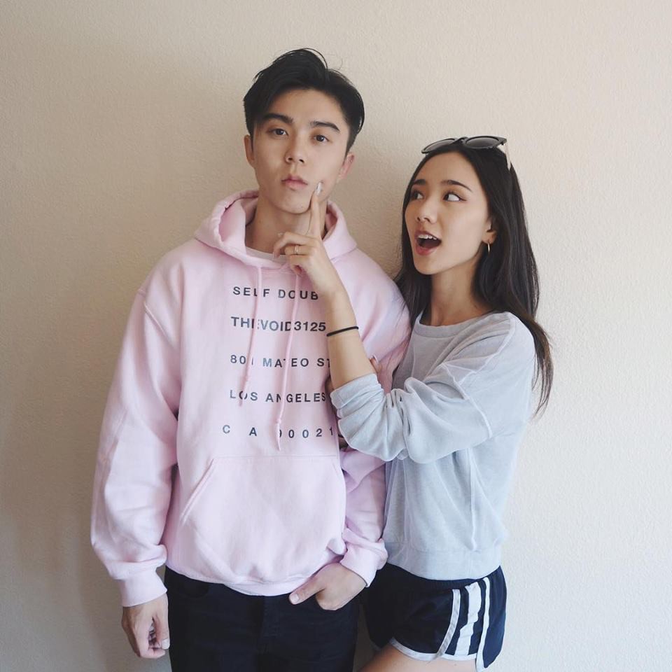 Cô gái số hưởng khoe được bạn trai tặng son phấn dùng không hết, biết người đứng sau quân sư dân tình còn ghen tị chán - Ảnh 5. Cô gái số hưởng khoe được bạn trai tặng son phấn dùng không hết, biết người đứng sau quân sư dân tình còn ghen tị chán - Ảnh 5.