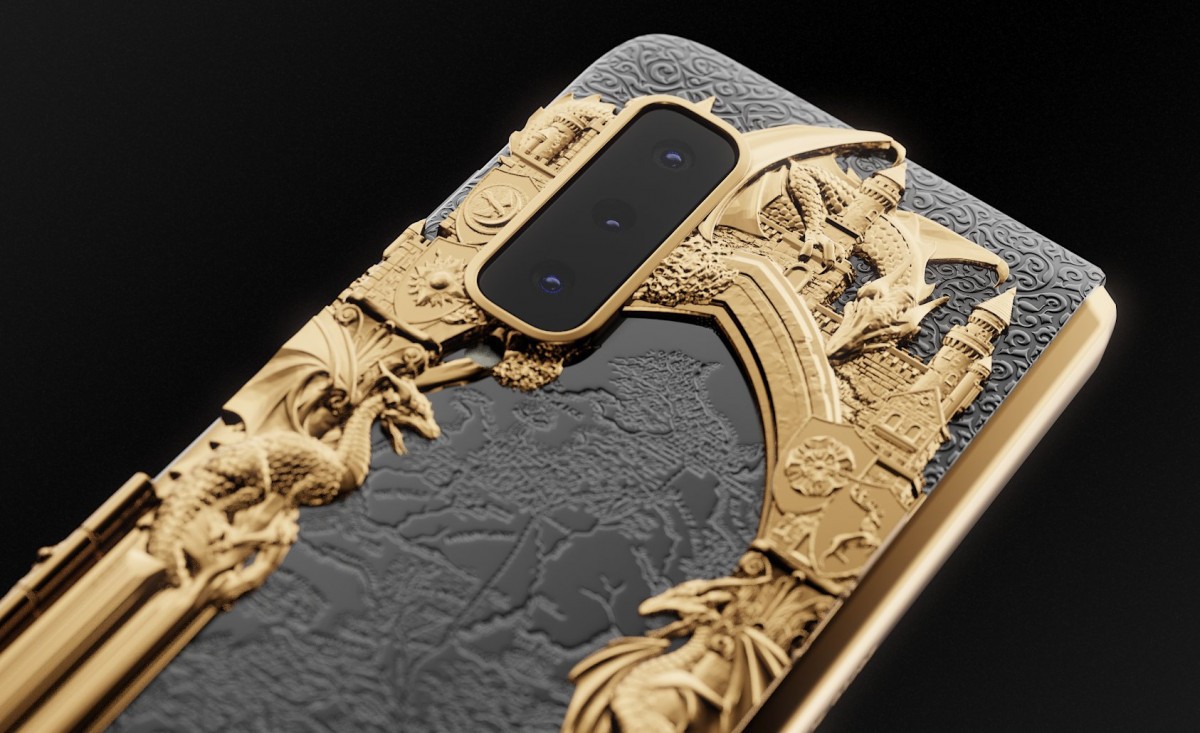 Chiêm ngưỡng Galaxy Fold dát vàng cho fan cuồng Game of Thrones: Vỏn vẹn 7 chiếc, đắt gần 200 triệu đồng - Ảnh 4. Chiêm ngưỡng Galaxy Fold dát vàng cho fan cuồng Game of Thrones: Vỏn vẹn 7 chiếc, đắt gần 200 triệu đồng - Ảnh 4.