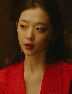 Đăng ảnh vừa cười vừa hộc m&aacute;u mồm l&ecirc;n Instagram, chuyện g&igrave; đang xảy ra với Sulli vậy? - Ảnh 4.