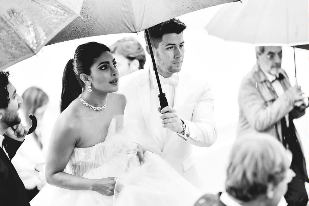 Top khoảnh khắc đắt giá nhất Cannes 2019: Dàn mỹ nhân 9X bất ngờ chiếm đa số, Selena và cặp đôi Brooklyn ấn tượng mạnh - Ảnh 7. Top khoảnh khắc đắt giá nhất Cannes 2019: Dàn mỹ nhân 9X bất ngờ chiếm đa số, Selena và cặp đôi Brooklyn ấn tượng mạnh - Ảnh 7.