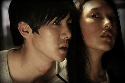 Trước khi yêu Song Joong Ki, Kim Ji Won dính thính cực mạnh từ 5 nam thần màn ảnh này: Số 6 còn bị đồn hẹn hò! - Ảnh 22.