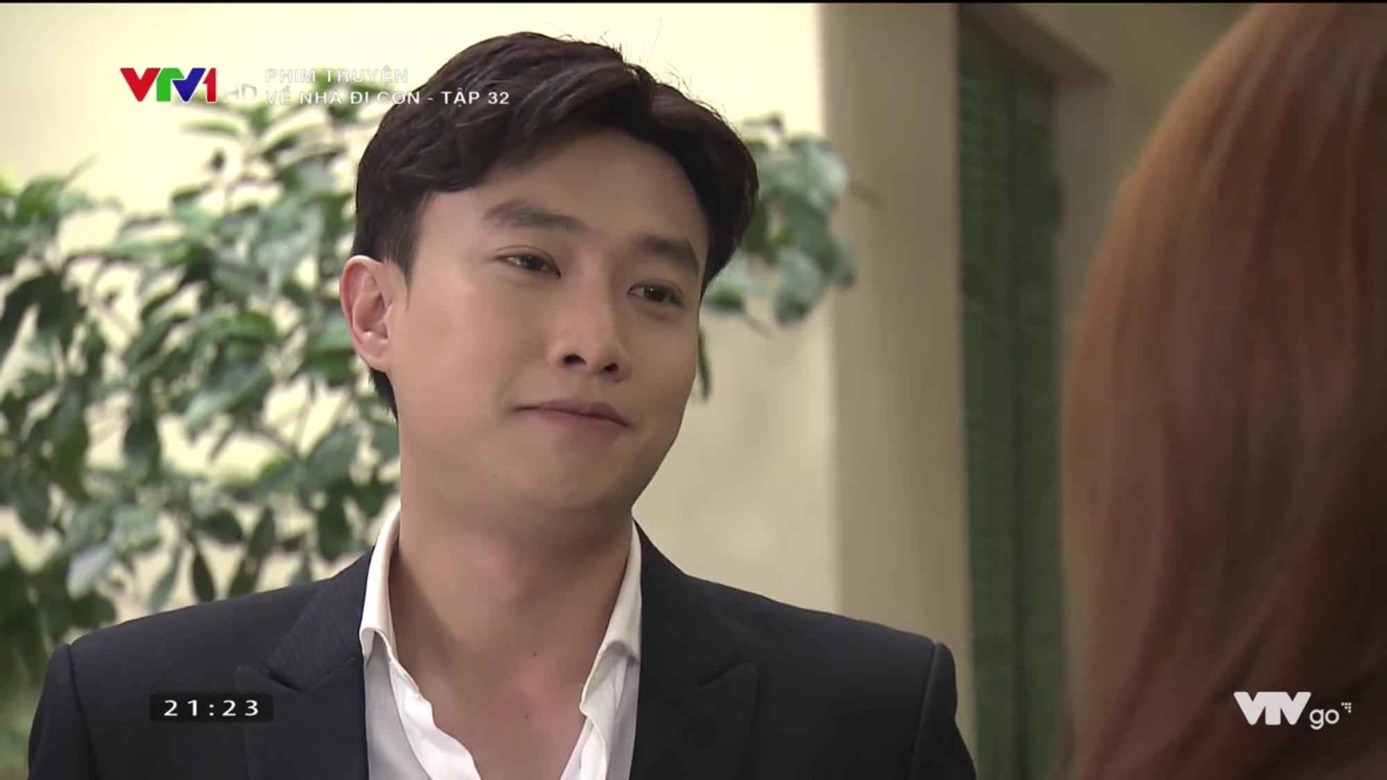 Vừa thoát phận đổ vỏ, Vũ (Về Nhà Đi Con) rủ Thư chơi lớn: Kí ngay hợp đồng hôn nhân - Ảnh 4.