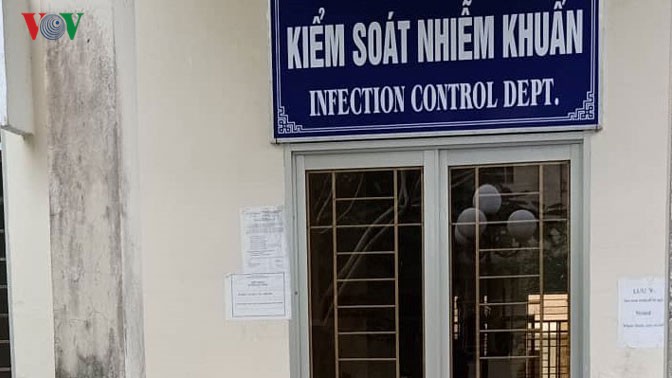 Nam điều dưỡng chết trong tư thế treo cổ tại phòng làm việc - Ảnh 1. Nam điều dưỡng chết trong tư thế treo cổ tại phòng làm việc - Ảnh 1.