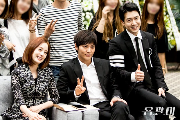 Tưởng diễn vi&ecirc;n H&agrave;n kiếm tiền dễ như ăn kẹo? Bạn sẽ bỏ ngay t&acirc;m niệm đ&oacute; v&igrave; 3 l&iacute; do kinh ho&agrave;ng dưới đ&acirc;y! - Ảnh 3.