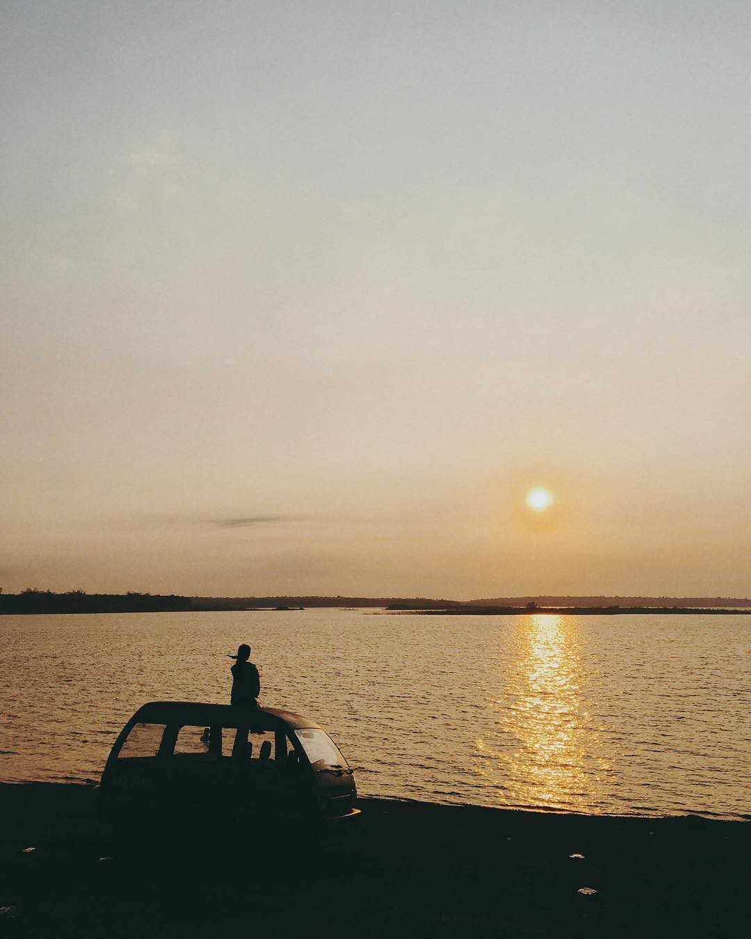 Ngắm nhìn Hồ Trị An, địa điểm xuất hiện trong MV đình đám của Min và Đen Vâu mới thấy: Chỗ này chill phết! - Ảnh 6. Ngắm nhìn Hồ Trị An, địa điểm xuất hiện trong MV đình đám của Min và Đen Vâu mới thấy: Chỗ này chill phết! - Ảnh 6.