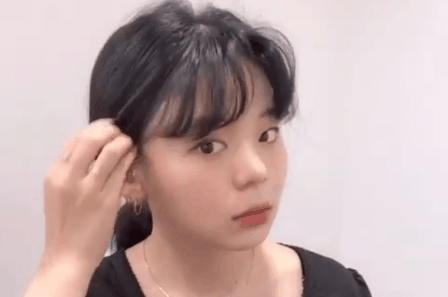 Cho ng&agrave;y n&oacute;ng chỉ muốn dẹp hết t&oacute;c m&aacute;i: C&oacute; một c&aacute;ch cực hay để bạn hack t&oacute;c m&aacute;i bằng th&agrave;nh kiểu t&oacute;c bổ luống trendy m&aacute;t mẻ - Ảnh 5.