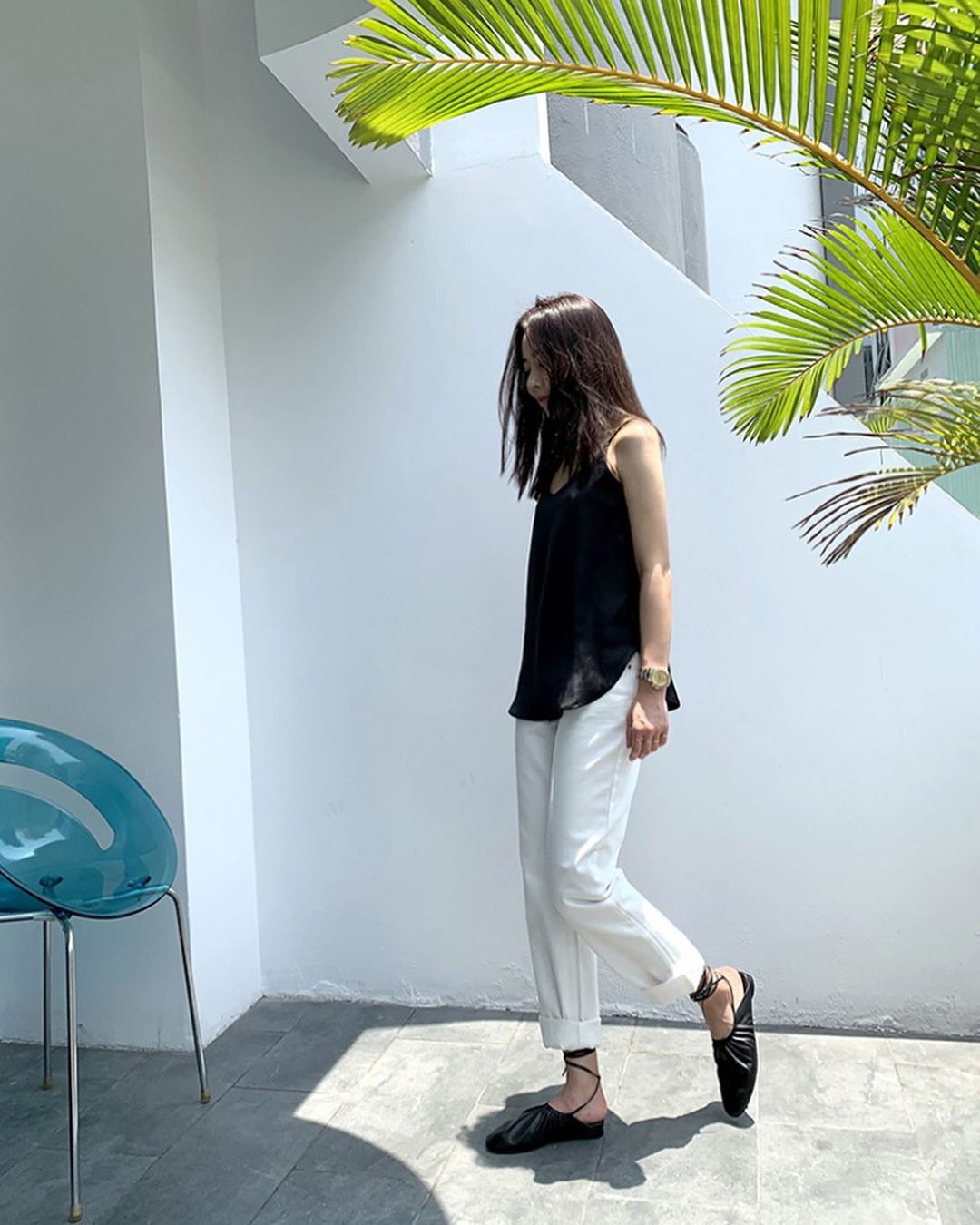 Muá»n máº·c Äáº¹p hÃ£y tham kháº£o 15 bá» Äá» tá»« street style chÃ¢u Ã dÆ°á»i ÄÃ¢y, vá»i ráº¥t nhiá»u gá»£i Ã½ vÃ¡y Ã¡o thÃ´/ÄÅ©i mÃ¡t máº» - áº¢nh 2.