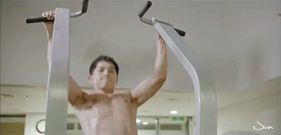 L&ecirc;n c&acirc;n xuống k&yacute; bất thường, Song Joong Ki lấy lại body 6 m&uacute;i, bắp tay cuồn cuộn ph&aacute;t sốt l&uacute;c n&agrave;o kh&ocirc;ng hay - Ảnh 3.